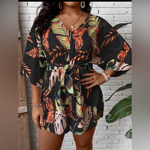 Tropical Vibes Tropical Print Belted Romper - Picture 2 of 7